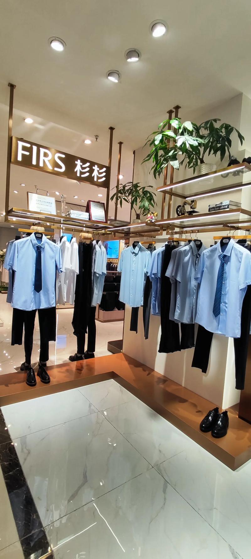 海口男装品牌的营销之道:从街头到时尚前沿